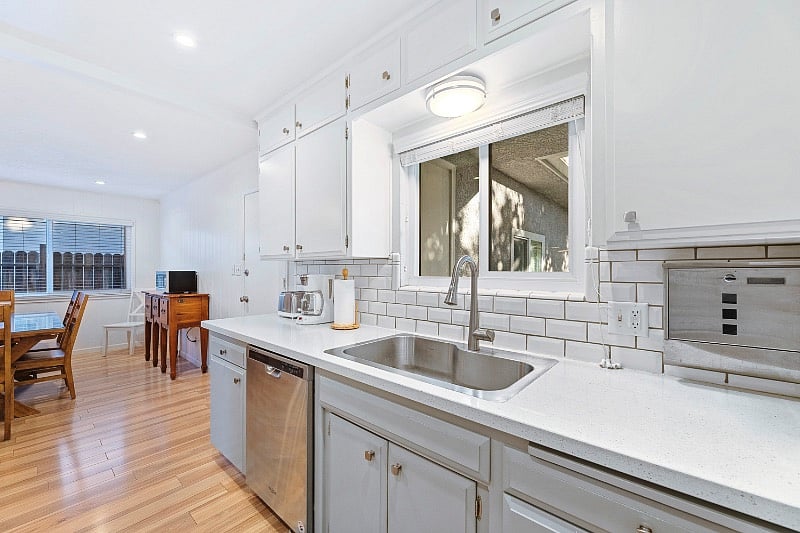 Furnished Finder property 423005_1 photo 10