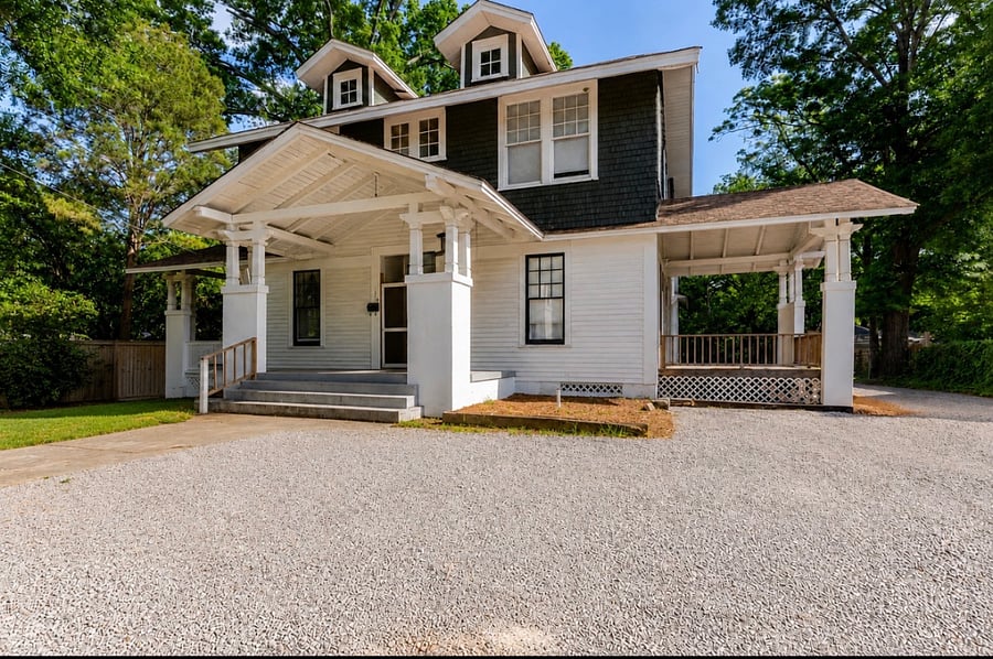Furnished Finder property 423006_3 photo 1