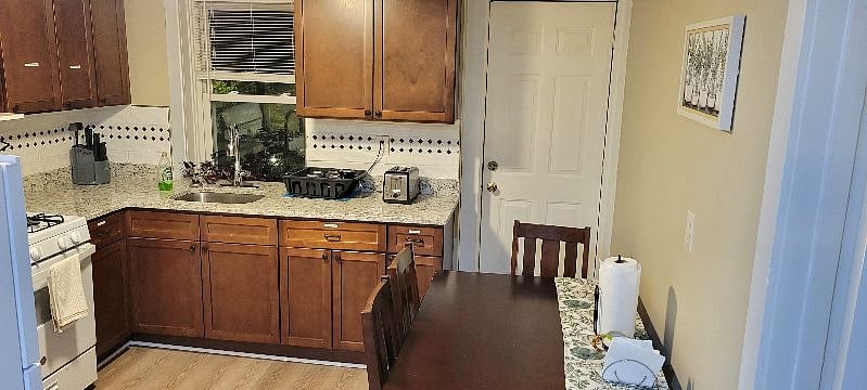 Furnished Finder property 423040_1 photo 5