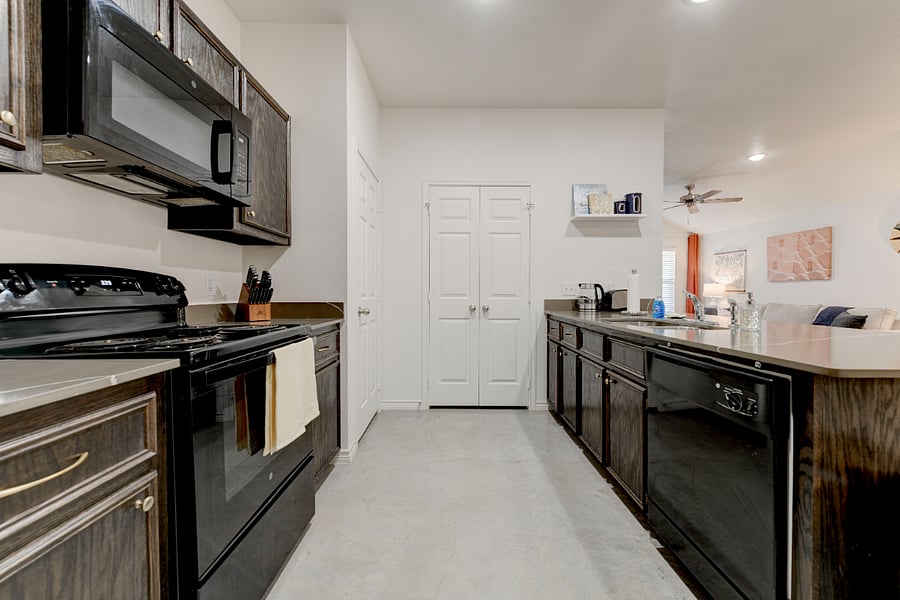 Furnished Finder property 423102_1 photo 4