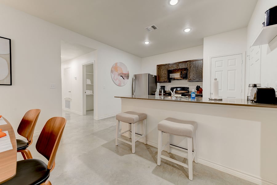 Furnished Finder property 423102_1 photo 18