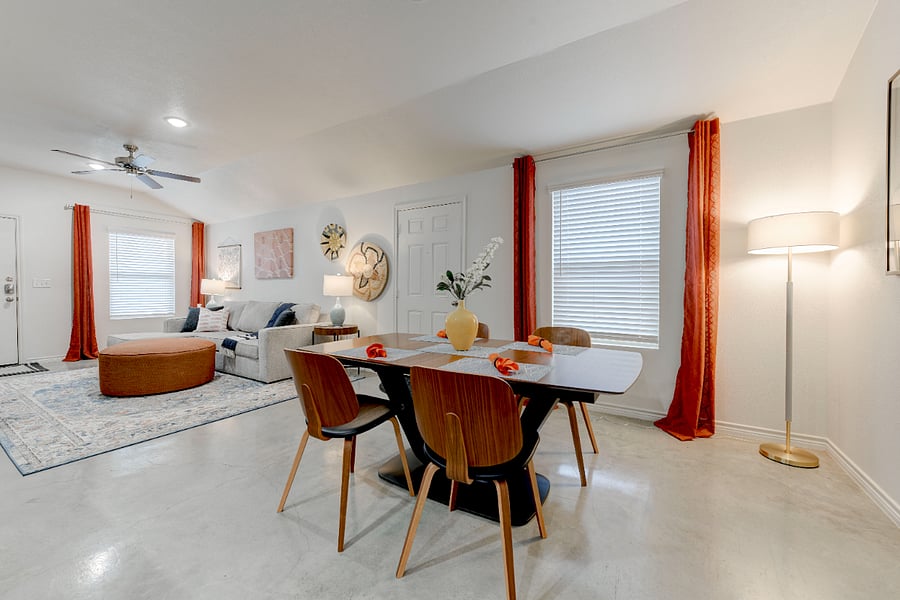Furnished Finder property 423102_1 photo 2