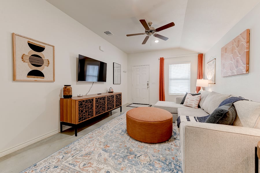 Furnished Finder property 423102_1 photo 1