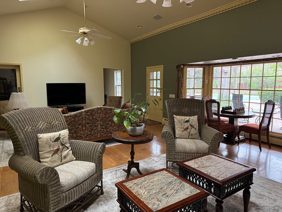 Furnished Finder property 423150_1 photo 17