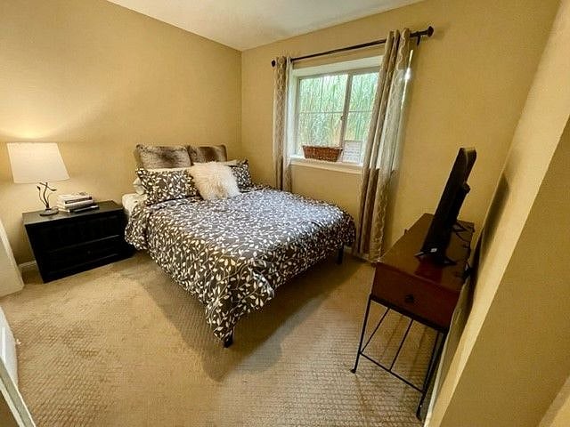 Large Bedroom with lots of storage