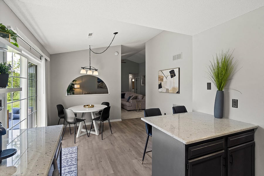 Furnished Finder property 423204_1 photo 18