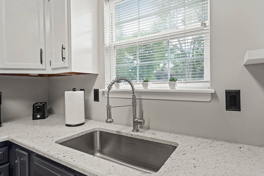 Furnished Finder property 423204_1 photo 17