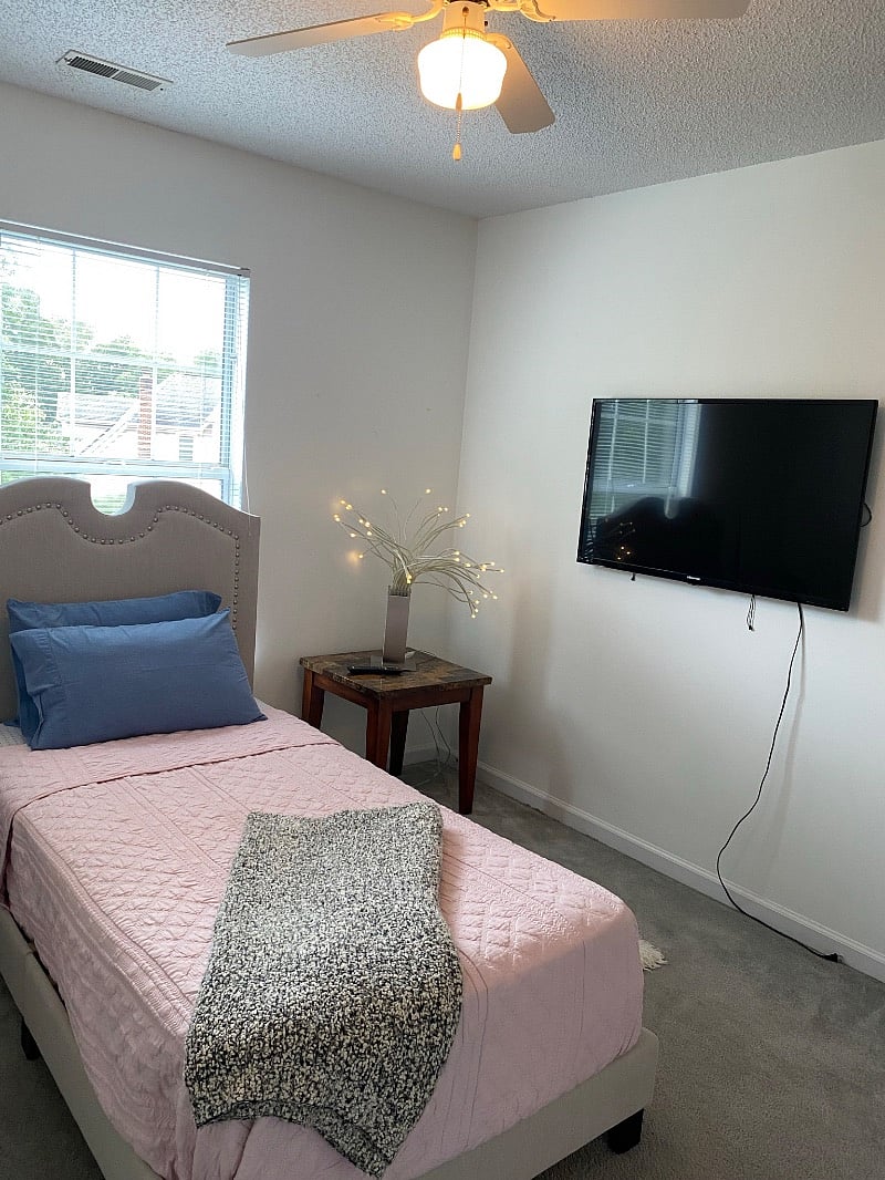 Furnished Finder property 423205_1 photo 2
