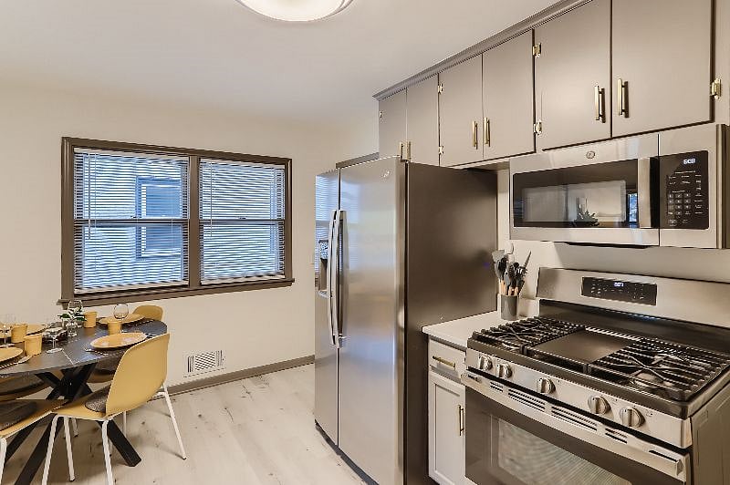 Furnished Finder property 423213_1 photo 5
