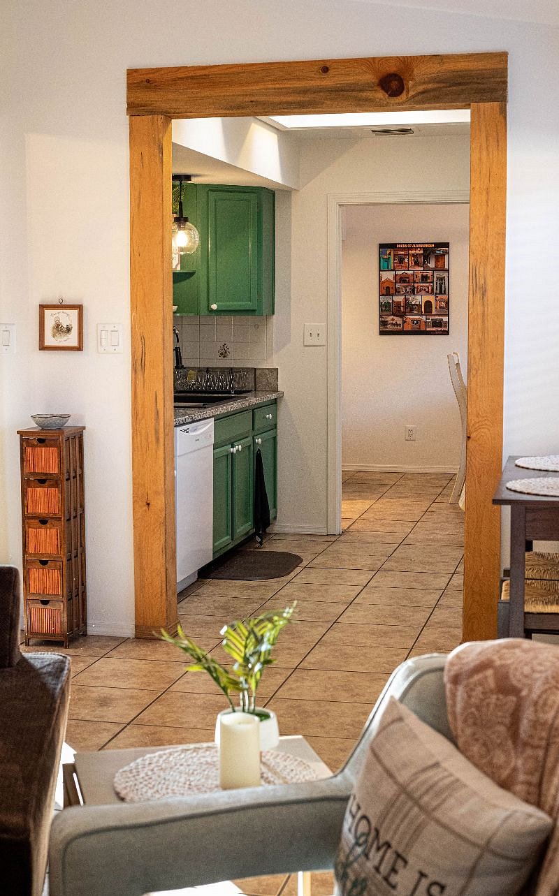 Furnished Finder property 423270_1 photo 11