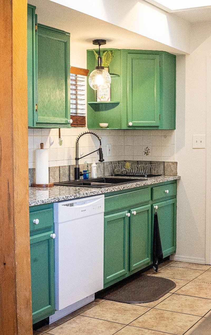 Furnished Finder property 423270_1 photo 36