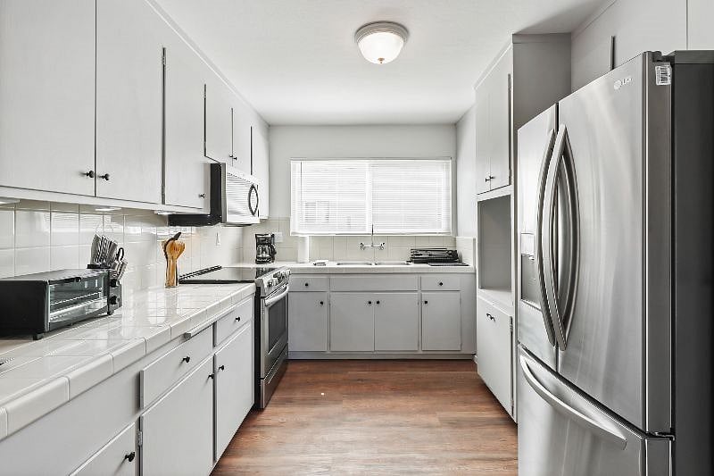 Furnished Finder property 423278_1 photo 10