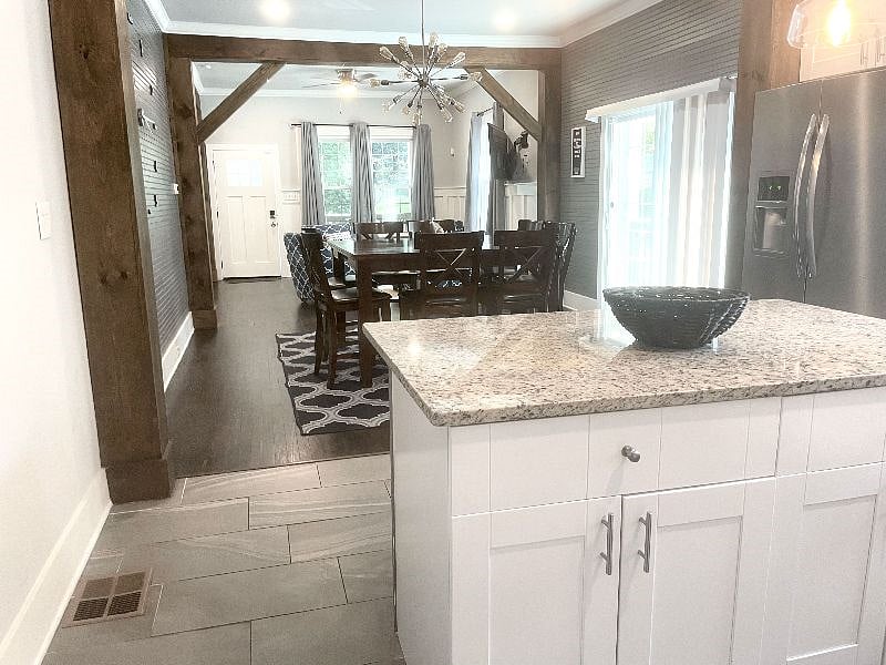 Furnished Finder property 423282_1 photo 25