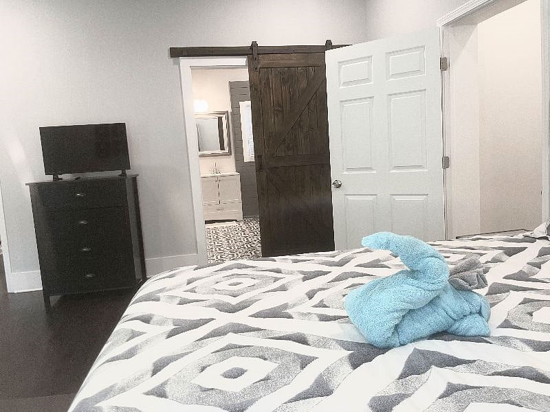 Furnished Finder property 423282_1 photo 40