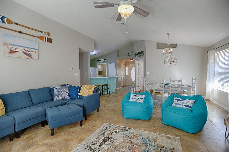 Furnished Finder property 423301_1 photo 4