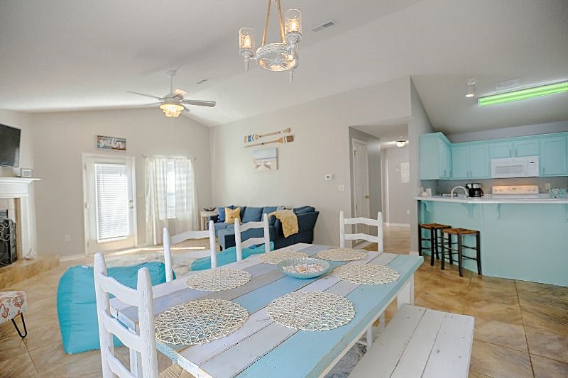 Furnished Finder property 423301_1 photo 7