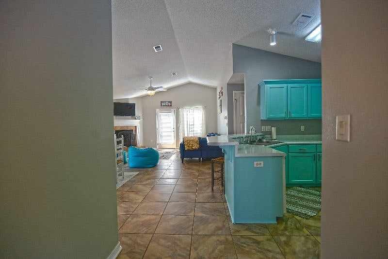 Furnished Finder property 423301_1 photo 15