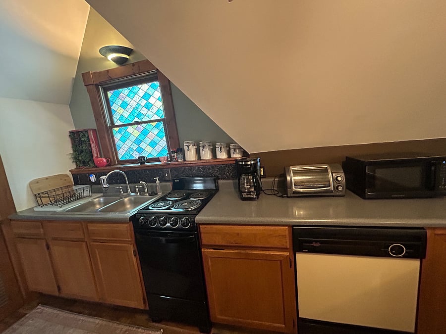Furnished Finder property 423305_1 photo 10