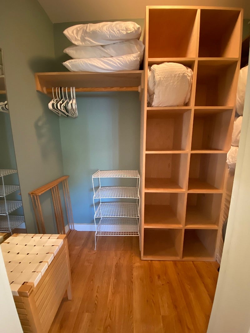 walk in closet