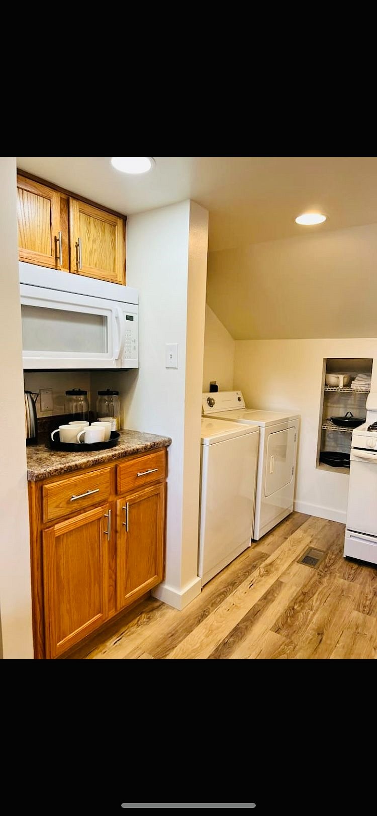 Full washer and dryer in apartment