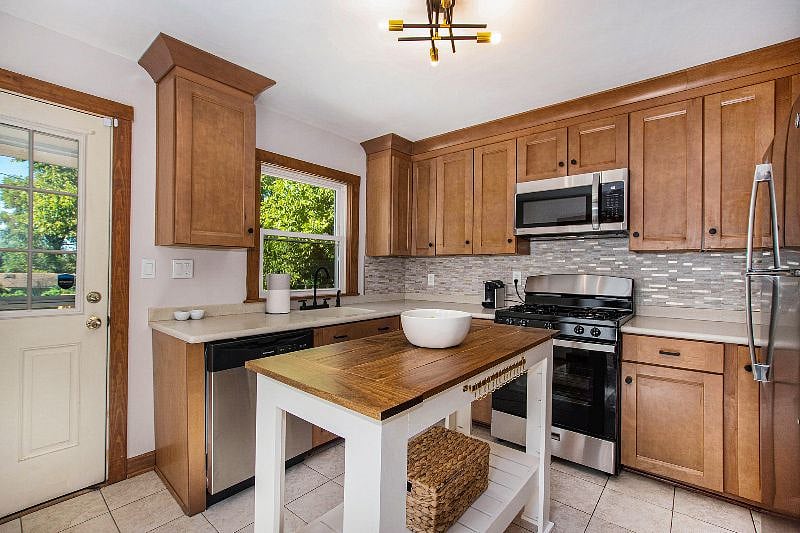 Furnished Finder property 423382_1 photo 5