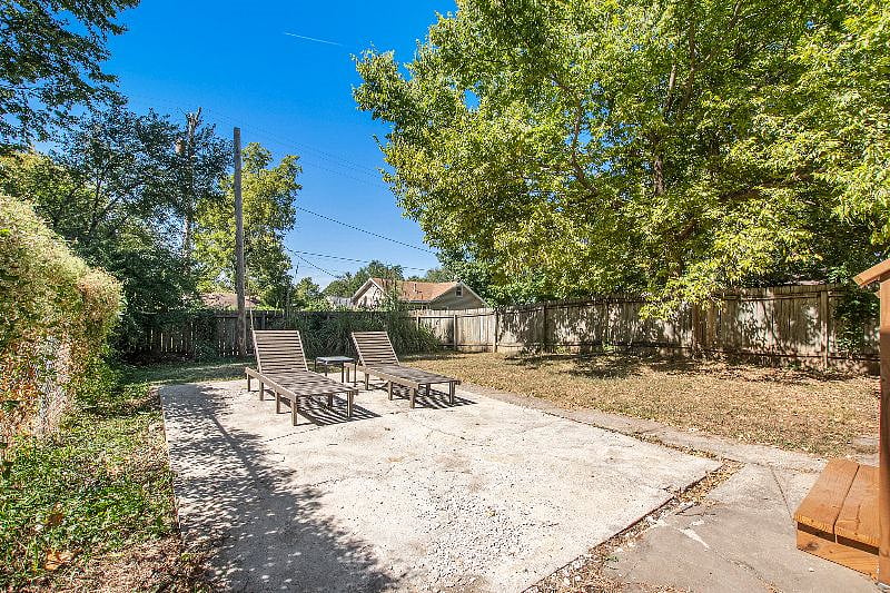 Furnished Finder property 423382_1 photo 12