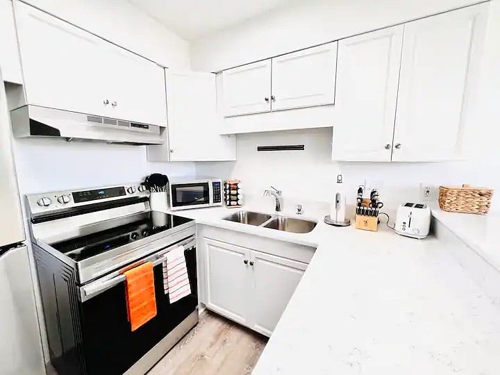 Furnished Finder property 423399_1 photo 7