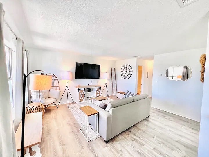 Furnished Finder property 423399_1 photo 10