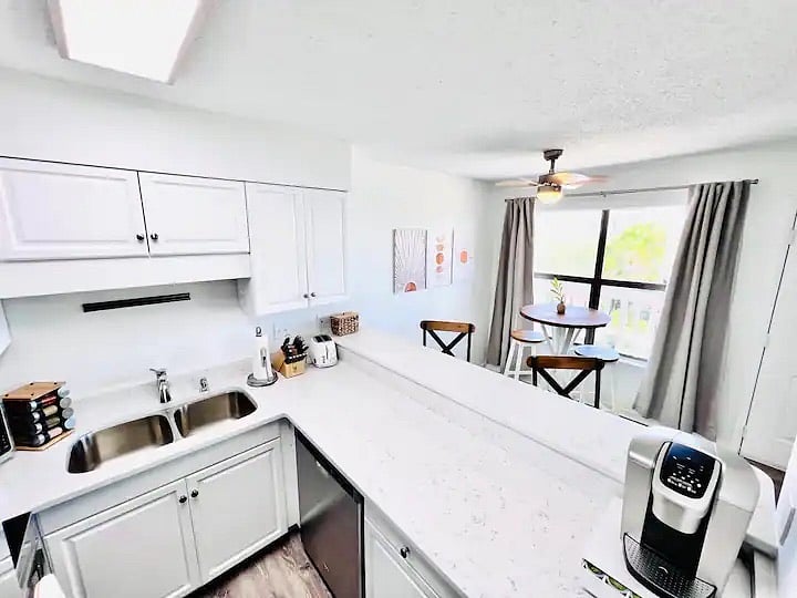 Furnished Finder property 423399_1 photo 9