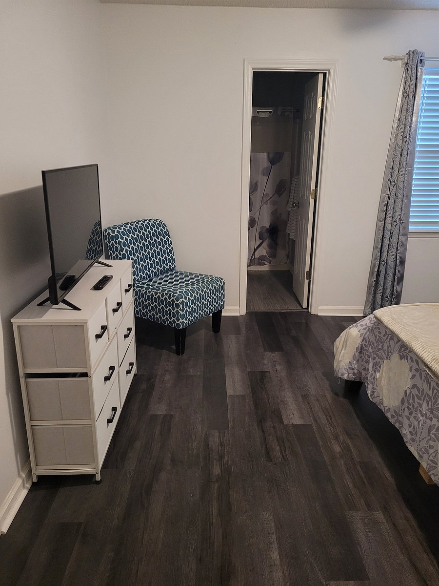 Master bedroom with new LVP flooring