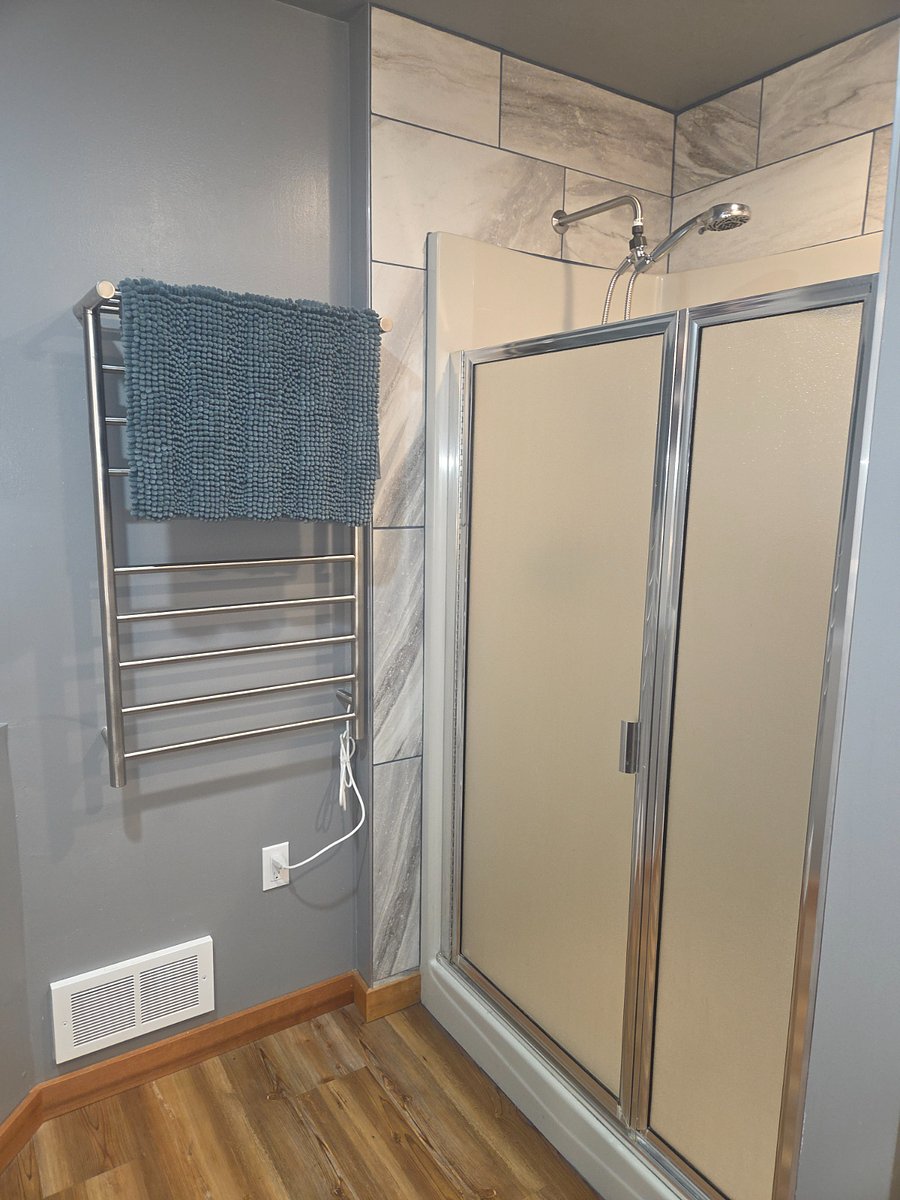 Heated towel rail