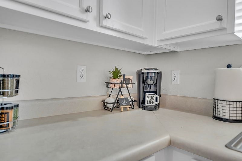 Furnished Finder property 423637_1 photo 12