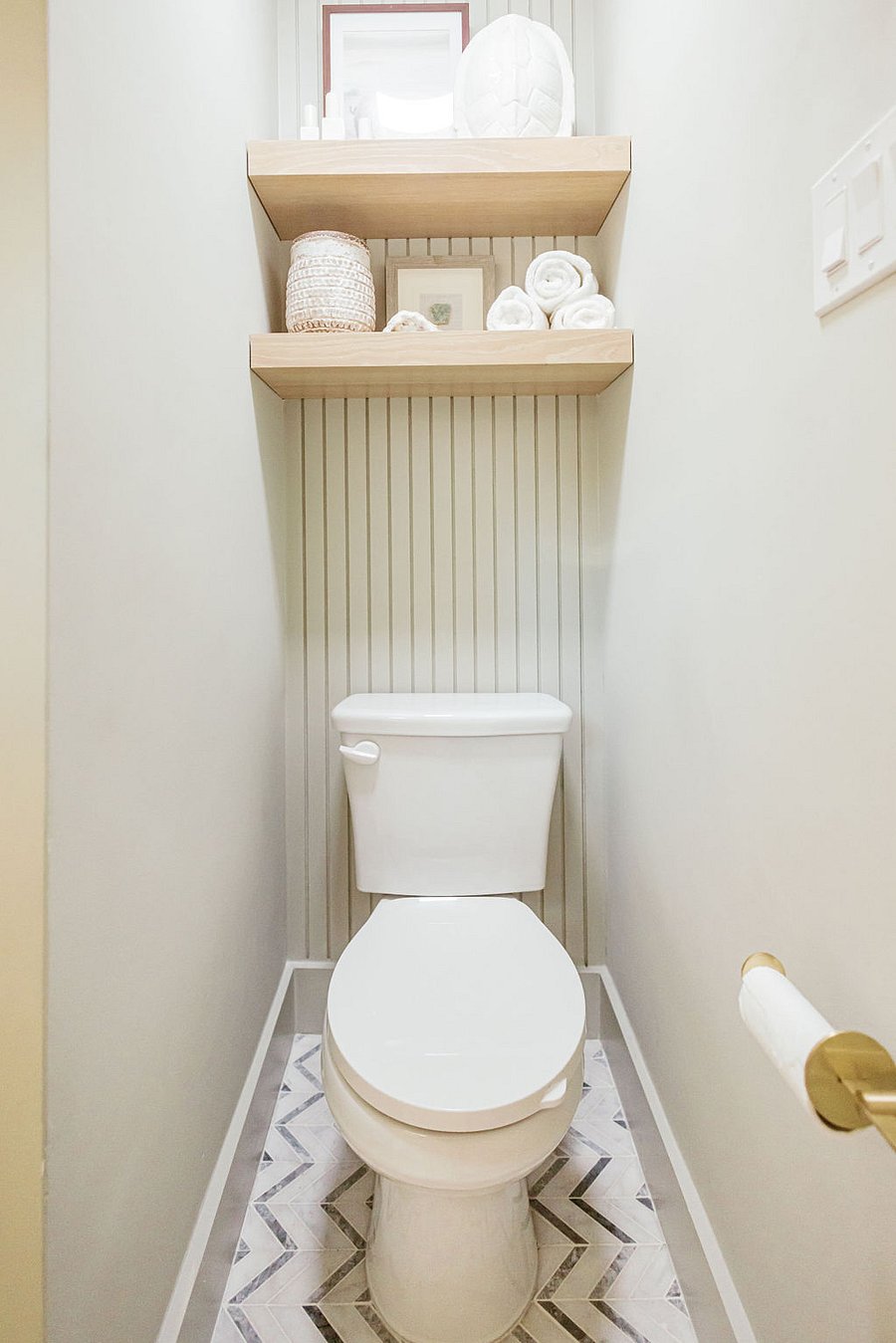 Primary en-suite bathroom