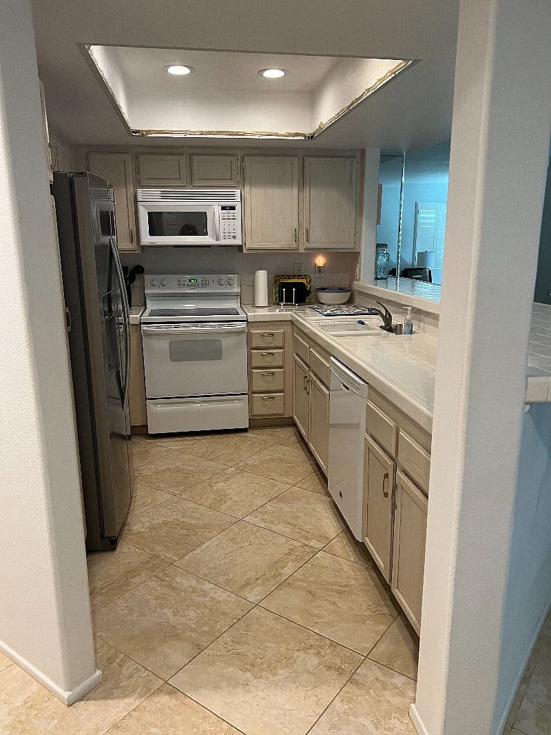 Furnished Finder property 423687_1 photo 11