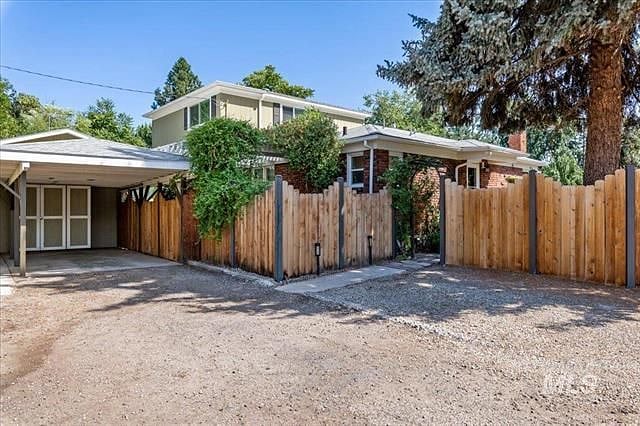 Furnished Finder property 423701_3 photo 13