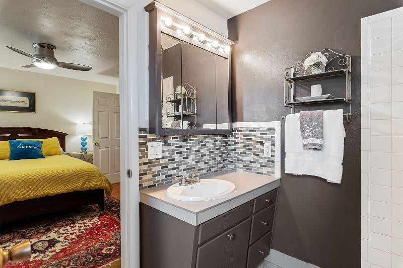 Furnished Finder property 423701_3 photo 15