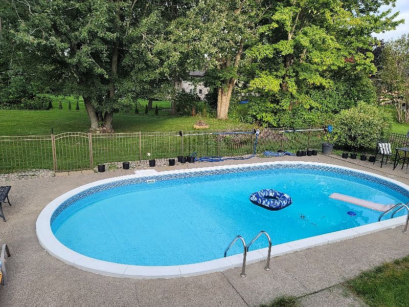 Furnished Finder property 423706_1 photo 3