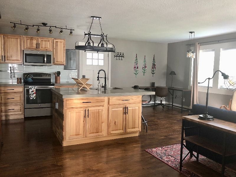 Furnished Finder property 423739_1 photo 3
