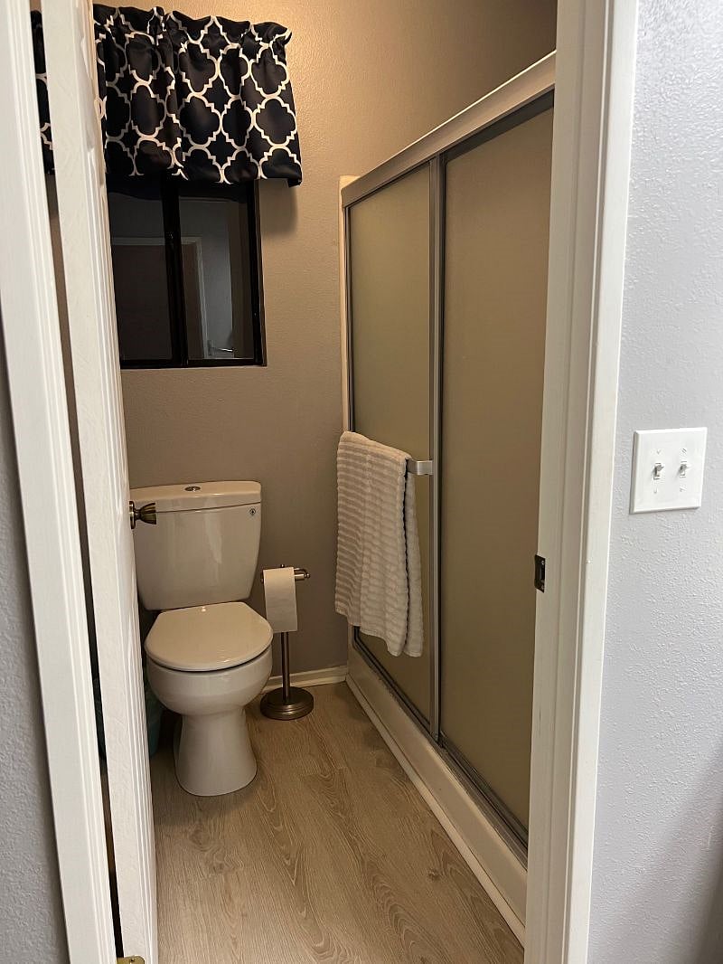 Furnished Finder property 423745_1 photo 16