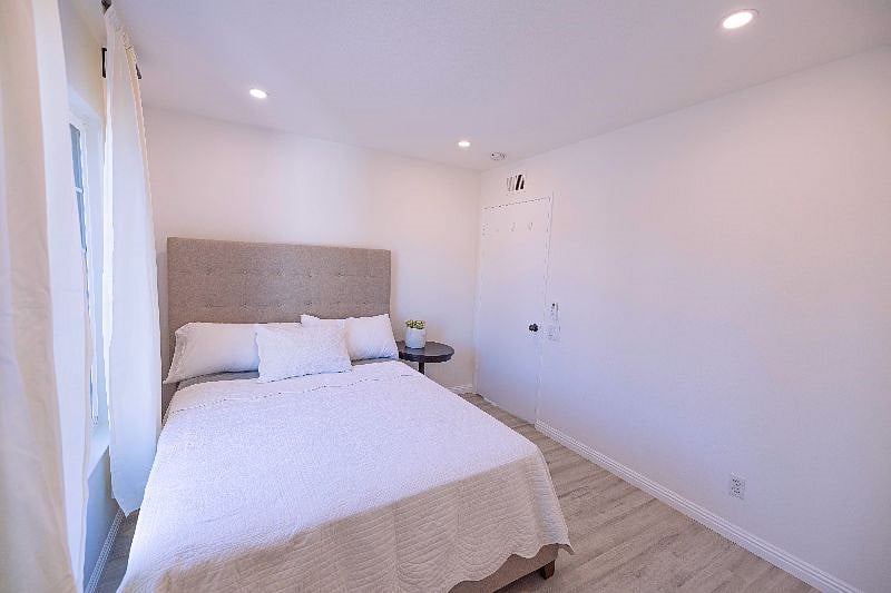Furnished Finder property 423746_1 photo 7