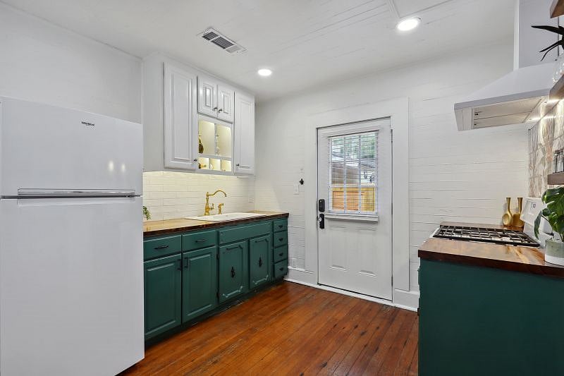 Furnished Finder property 423787_1 photo 11