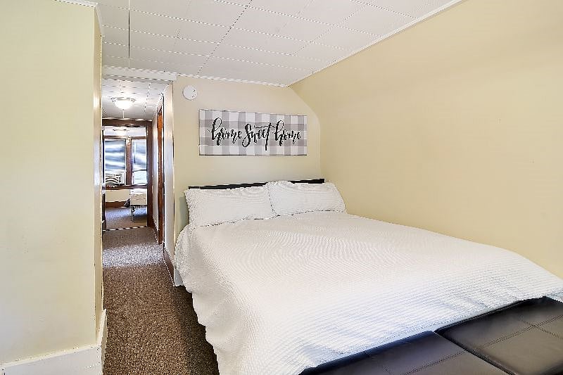 Furnished Finder property 423797_1 photo 12