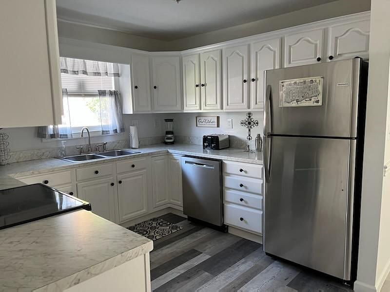 Furnished Finder property 423809_1 photo 10