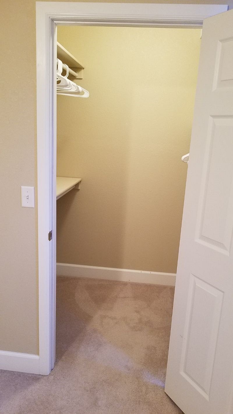 Furnished Finder property 423811_1 photo 8