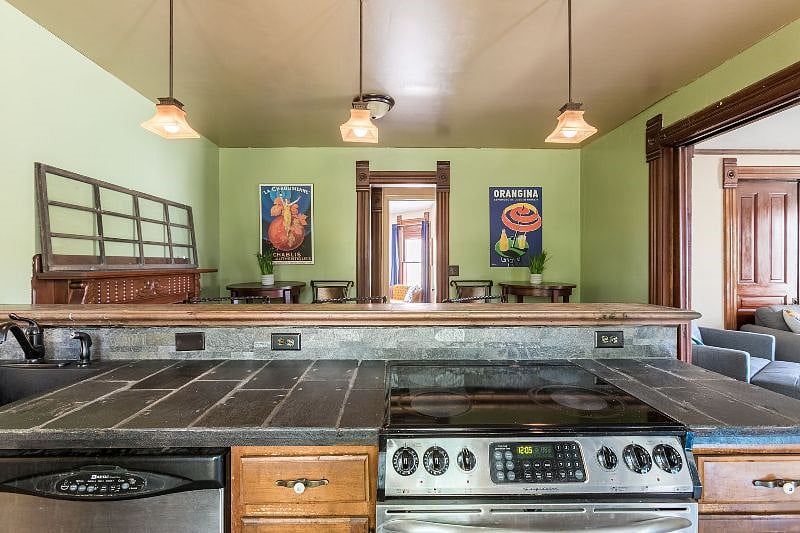 Furnished Finder property 423819_1 photo 15