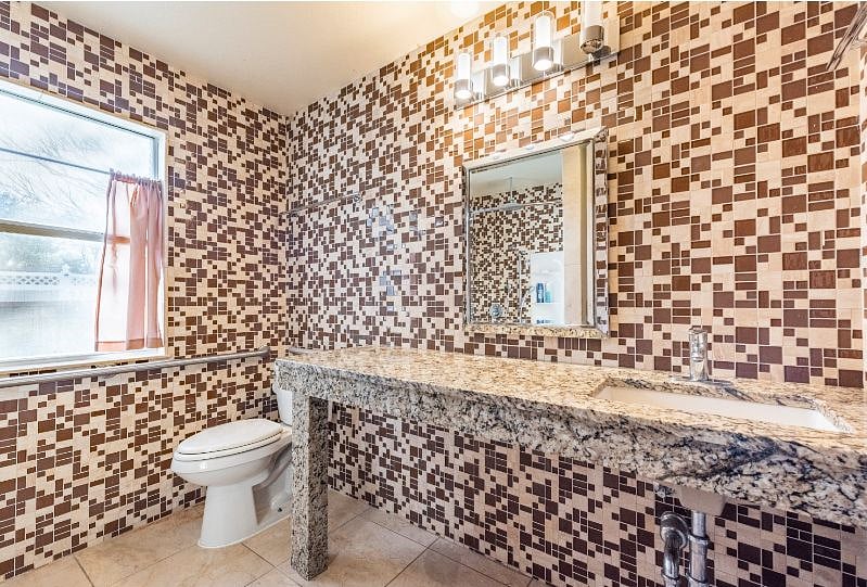 Furnished Finder property 423870_1 photo 8