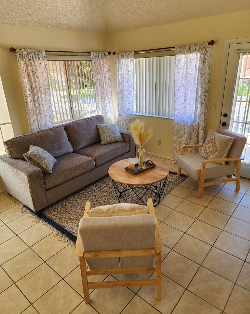 Furnished Finder property 423885_1 photo 15