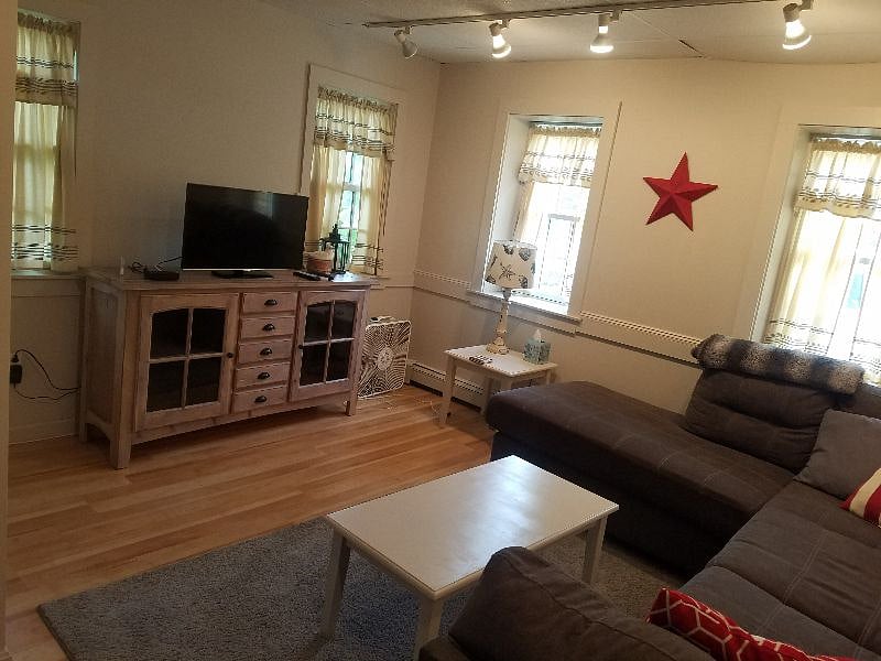 Furnished Finder property 423893_1 photo 18
