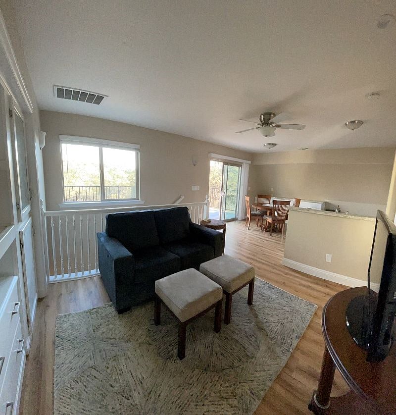 Furnished Finder property 423921_1 photo 10