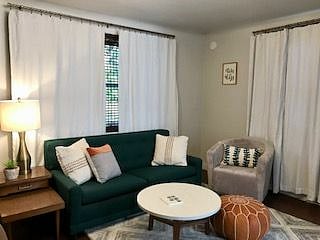 Furnished Finder property 423949_1 photo 2